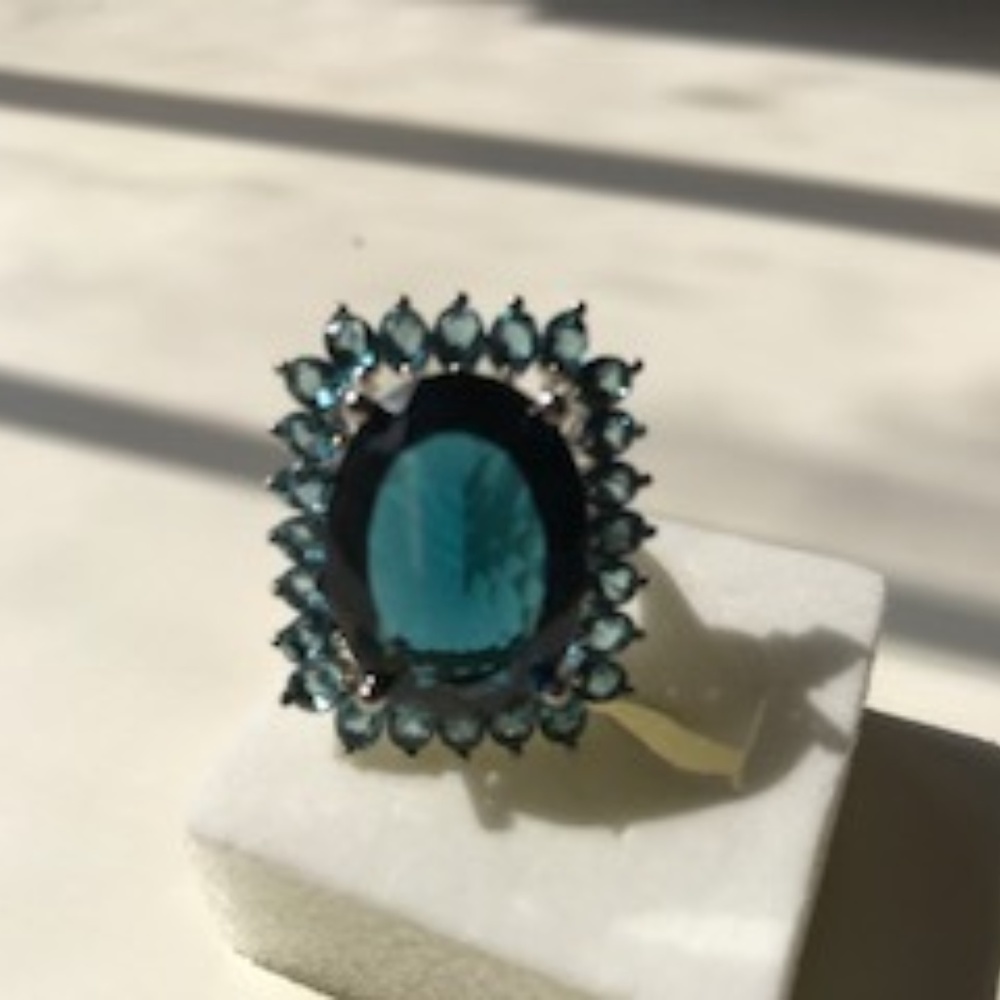 Blue London Topaz Ring size 6.5/7